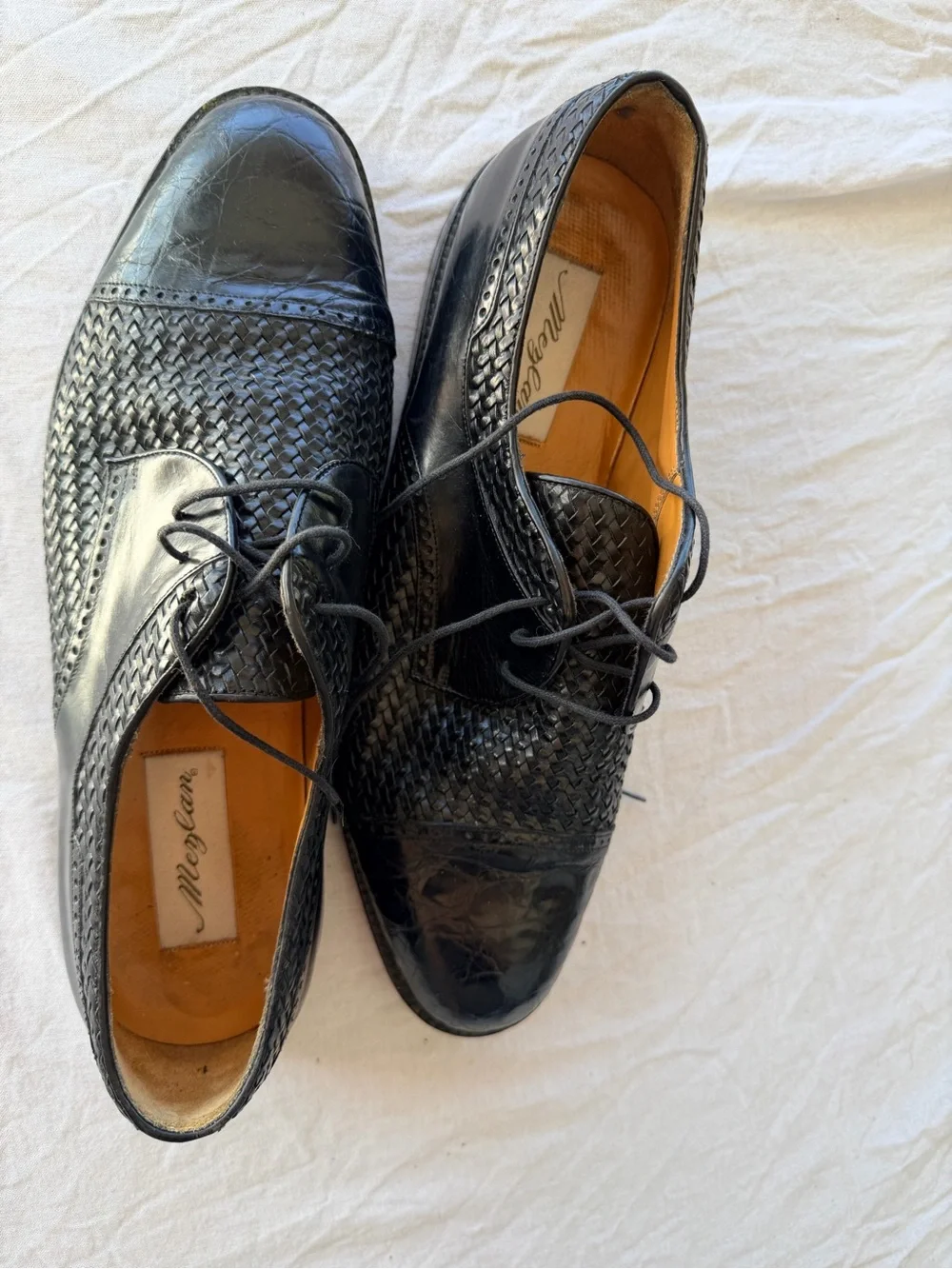 Mezlan Black Woven embossed croc Leather Lace-Up Oxfords